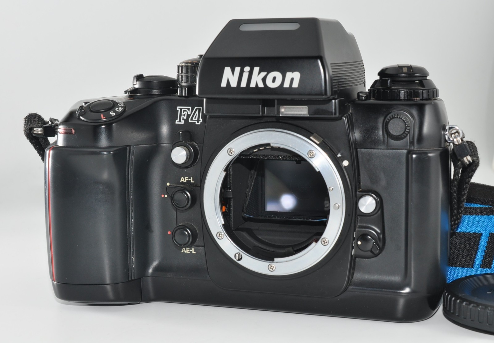 Near Mint Nikon F4 SLR Film Camera with strap LCD No Leakage from Japan