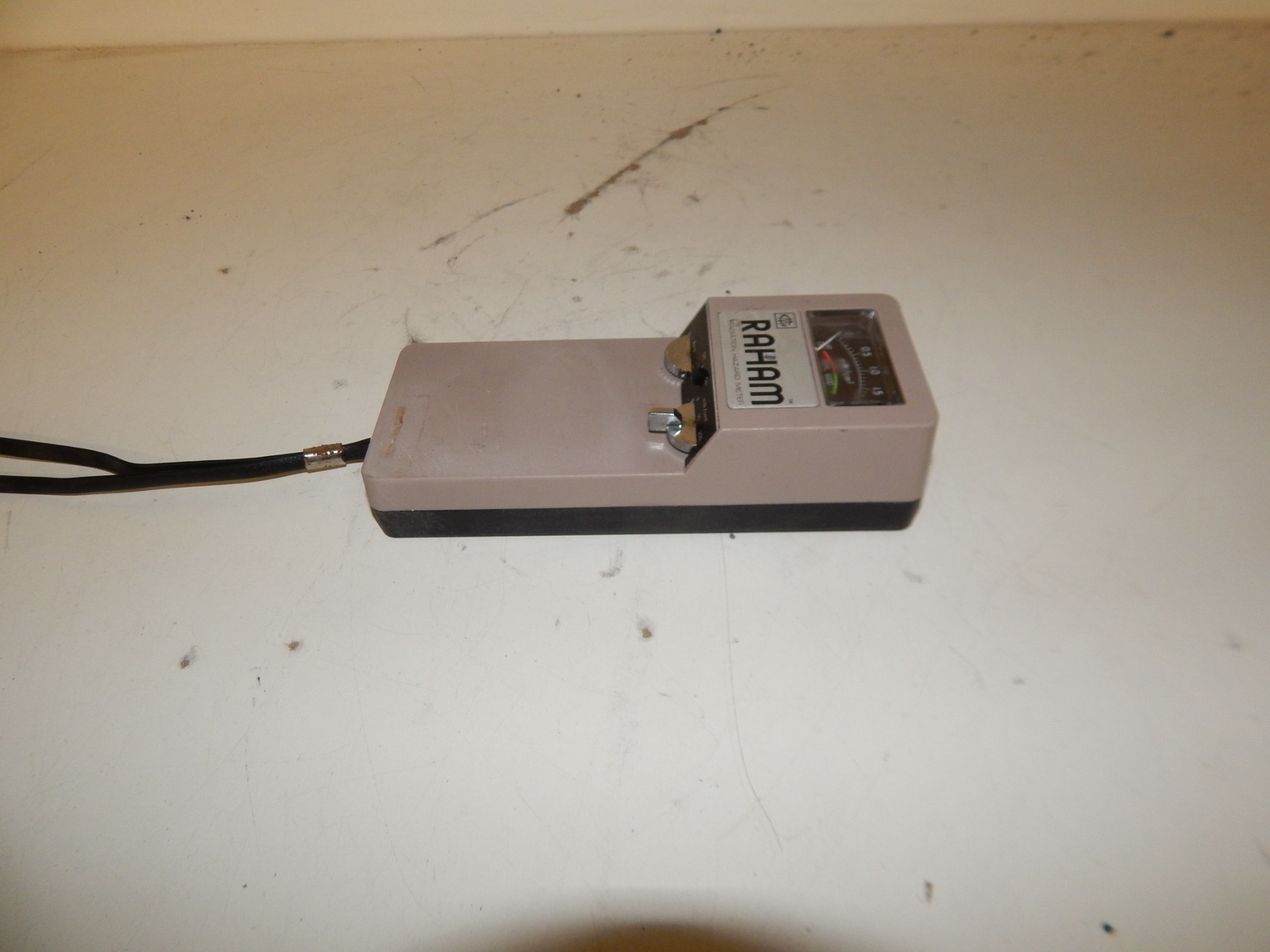 RAHAM RADIATION HAZARD METER MODEL 481B (TSM24)