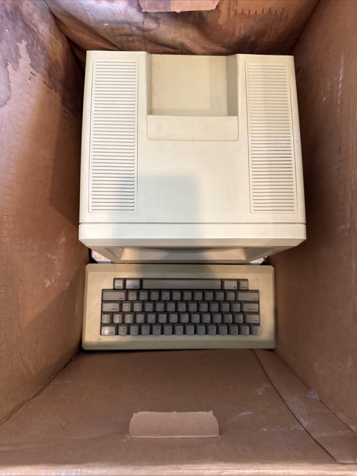 Apple Macintosh 512K M0001W Computer w/ Keyboard Mouse Original Box Untested