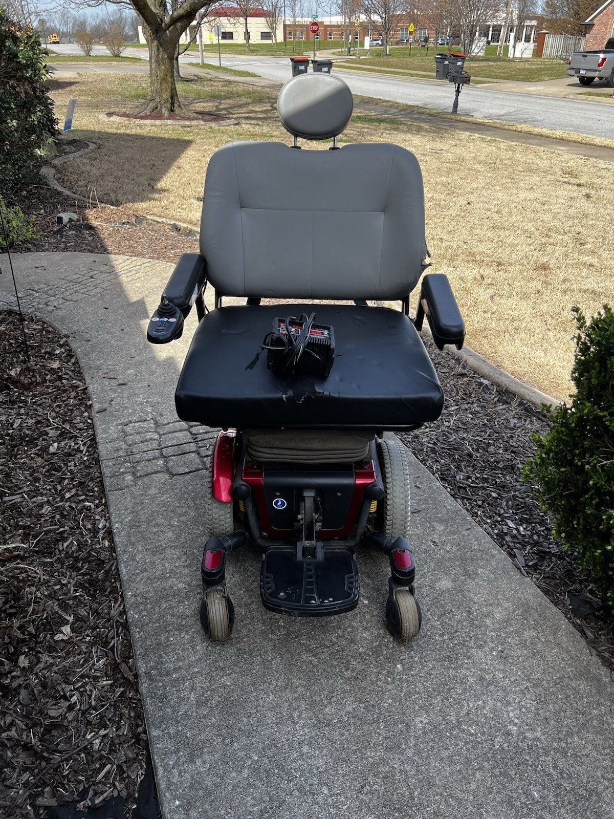 Invacare Jazzy 600 XL Power Wheelchair Red Base Gray Seat Joystick