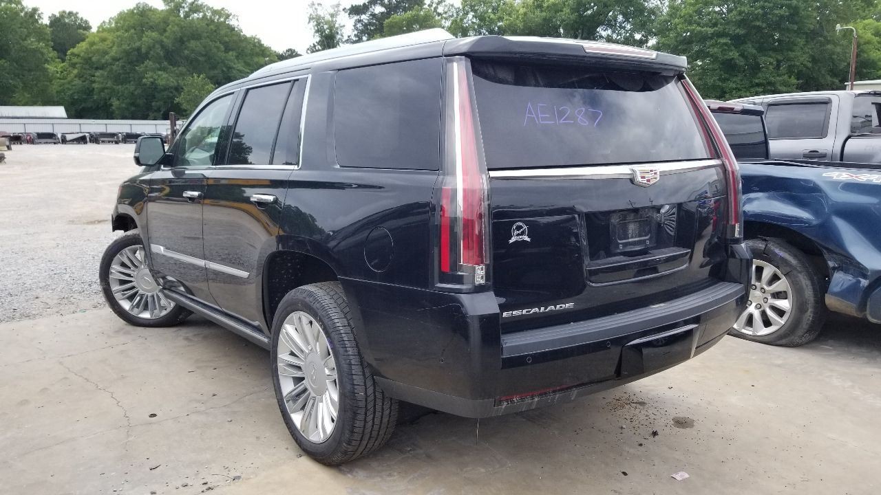 19 CADILLAC ESCALADE PLATINUM 6.2L AIR SHUTTER