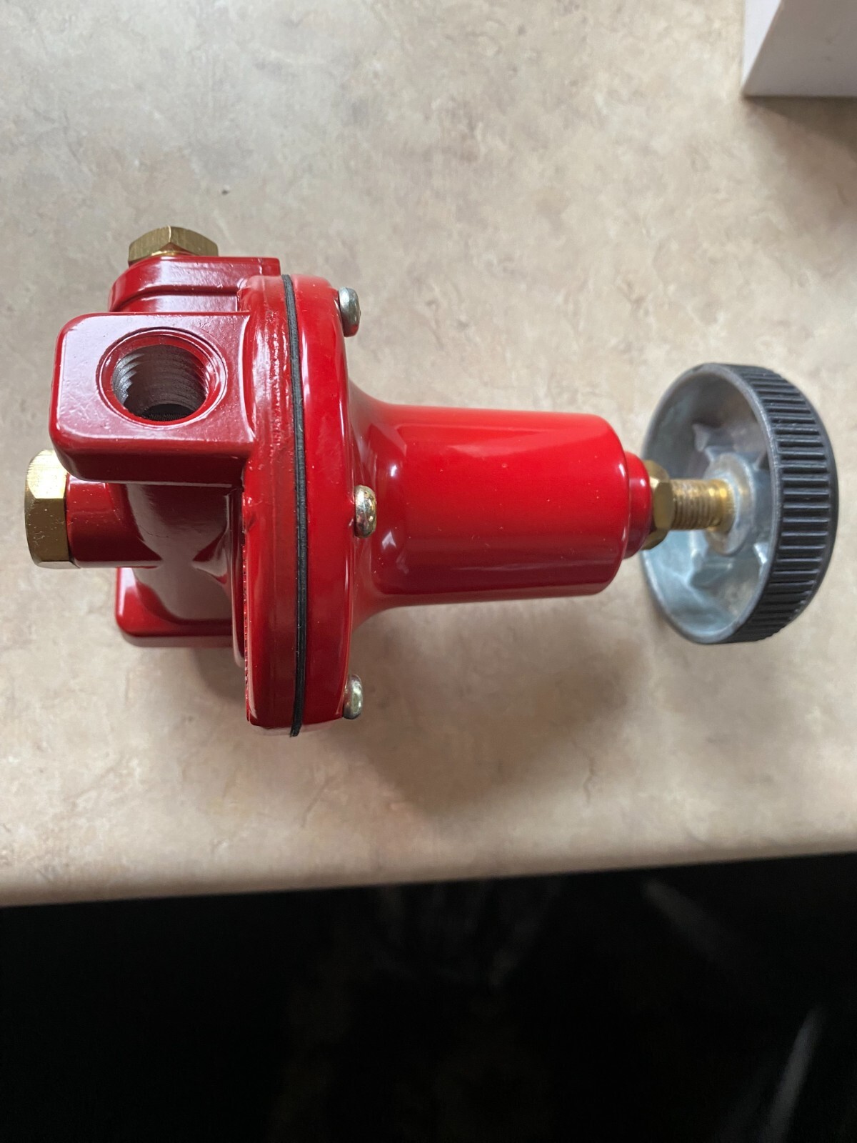Heat Wagon LPA2020 Regulator, Red 5-20 psi