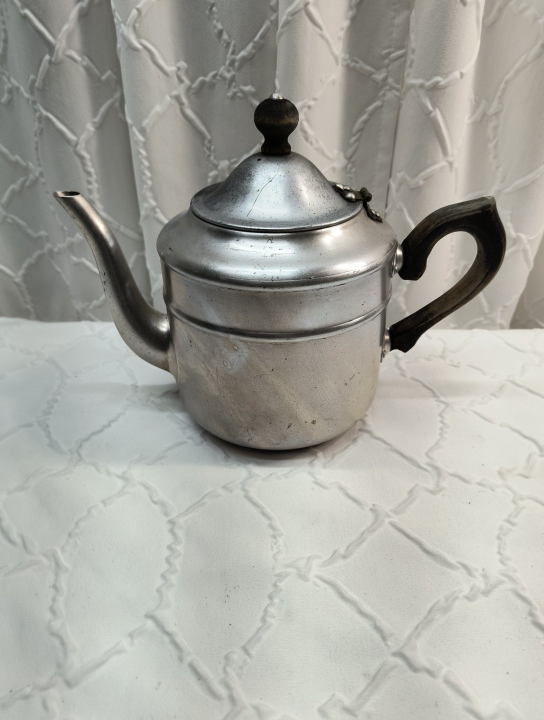 Vintage Wearever No 42 Aluminum Teapot Wood Handle USA MCM Primitive