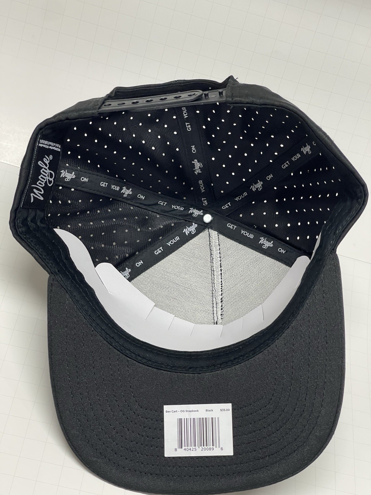 NEW WAGGLE BEVERAGE BEV CART GOLF HAT OG SNAPBACK