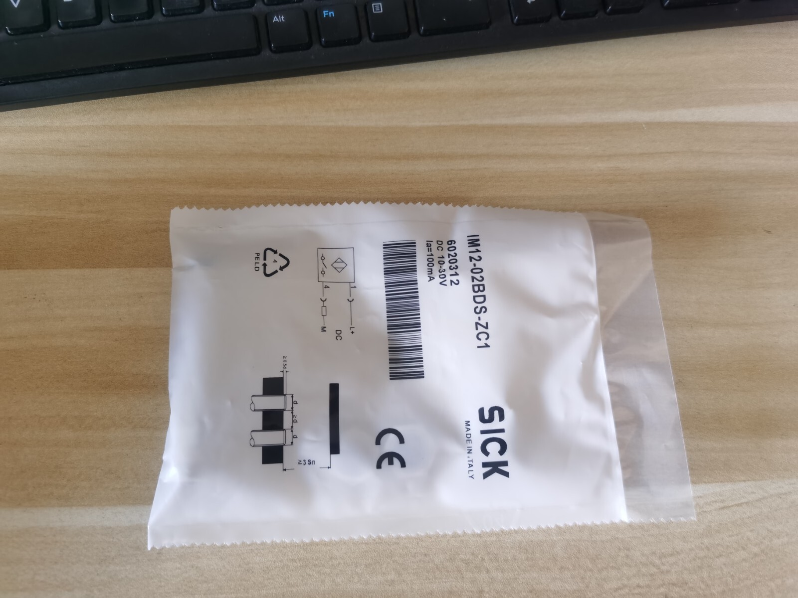 NEW SICK IM12-02BDS-ZC1 PROXIMITY SENSOR