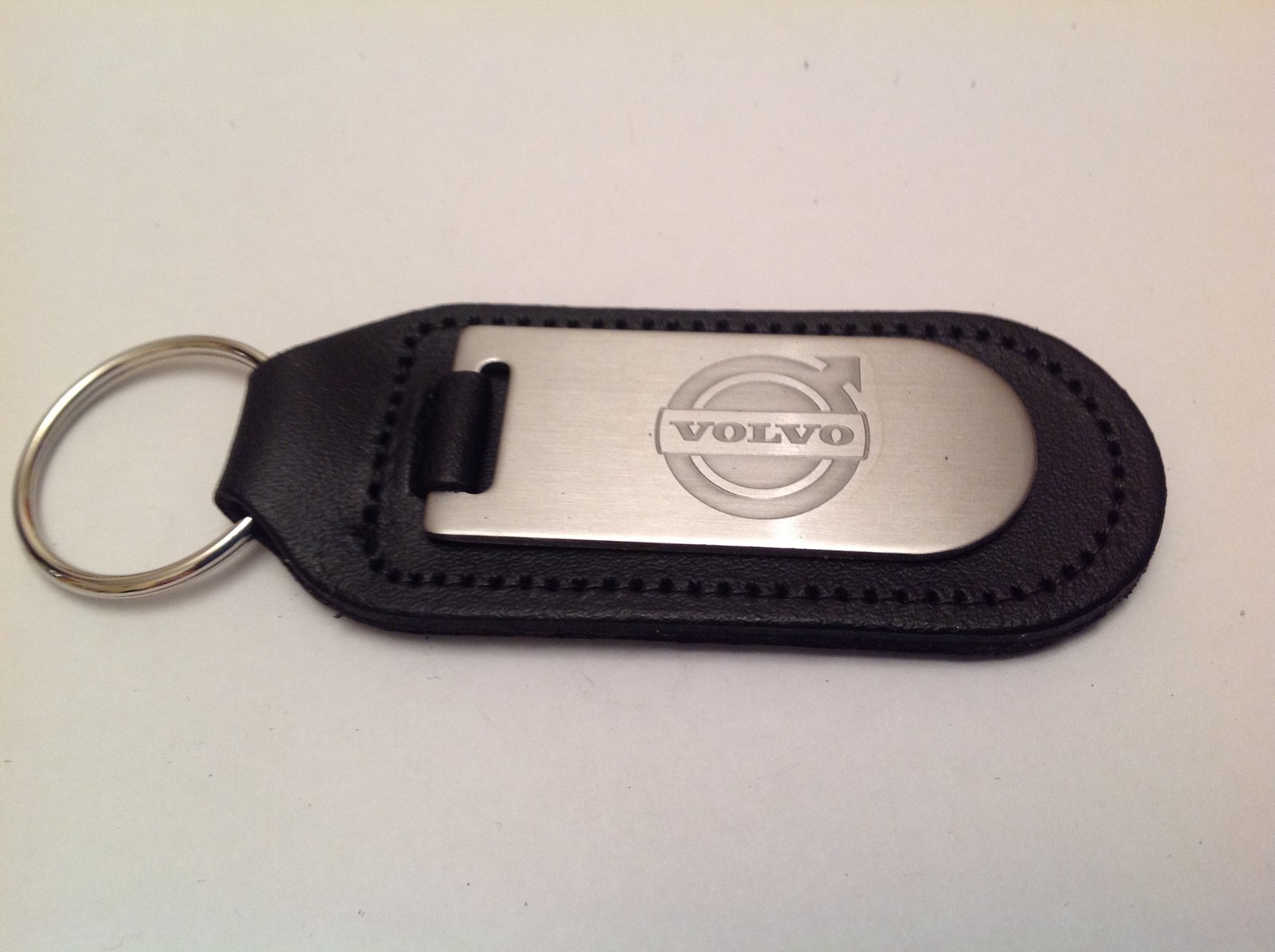 VOLVO Key Ring Blind Etched On Leather C30 V40 S60 V60 V70 XC70 S80 XC60 XC90