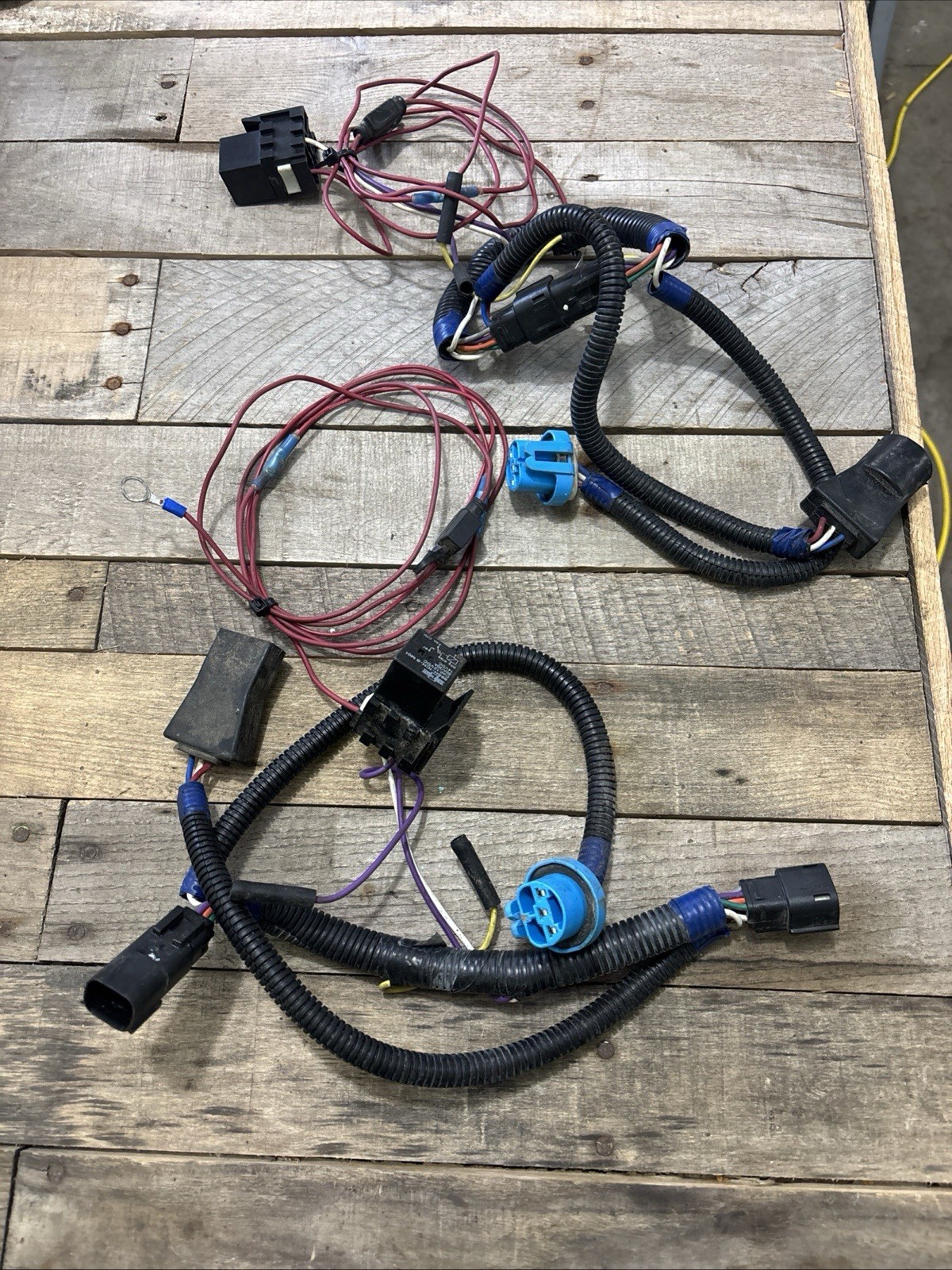 16-19 Gm 1500 Boss Headlight Harness Msco9142