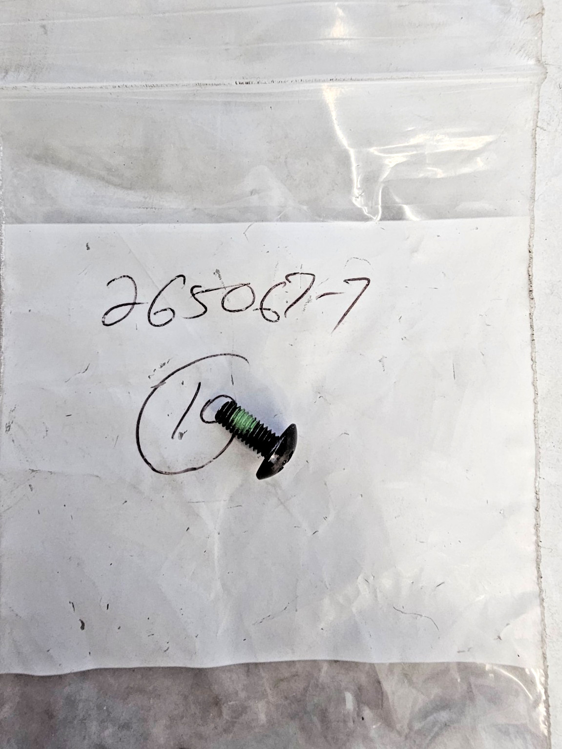 GENUINE OEM MAKITA SCREW M4X10, BO5001 265067-7