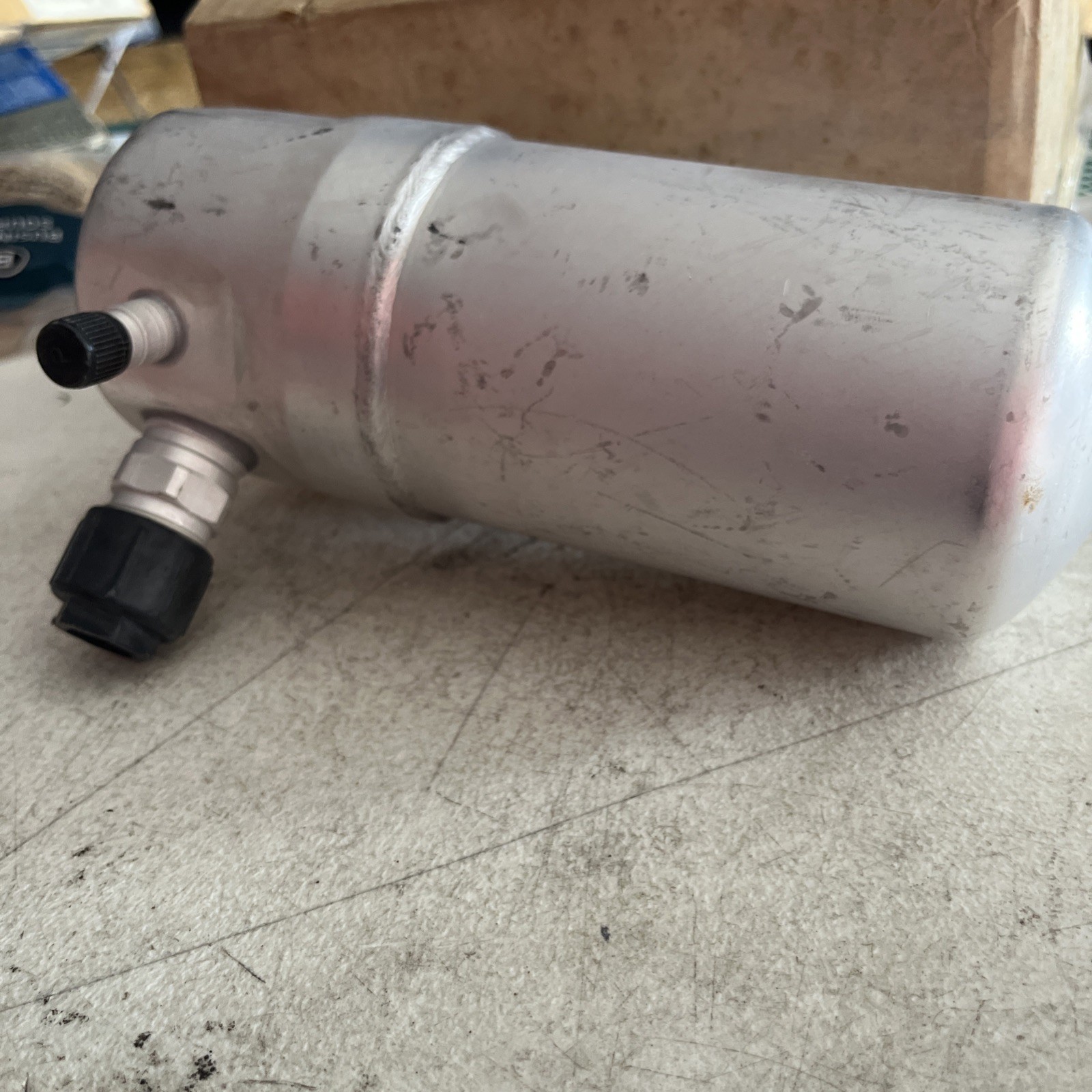Everco Receiver-Drier Accumulator Tank, A9137