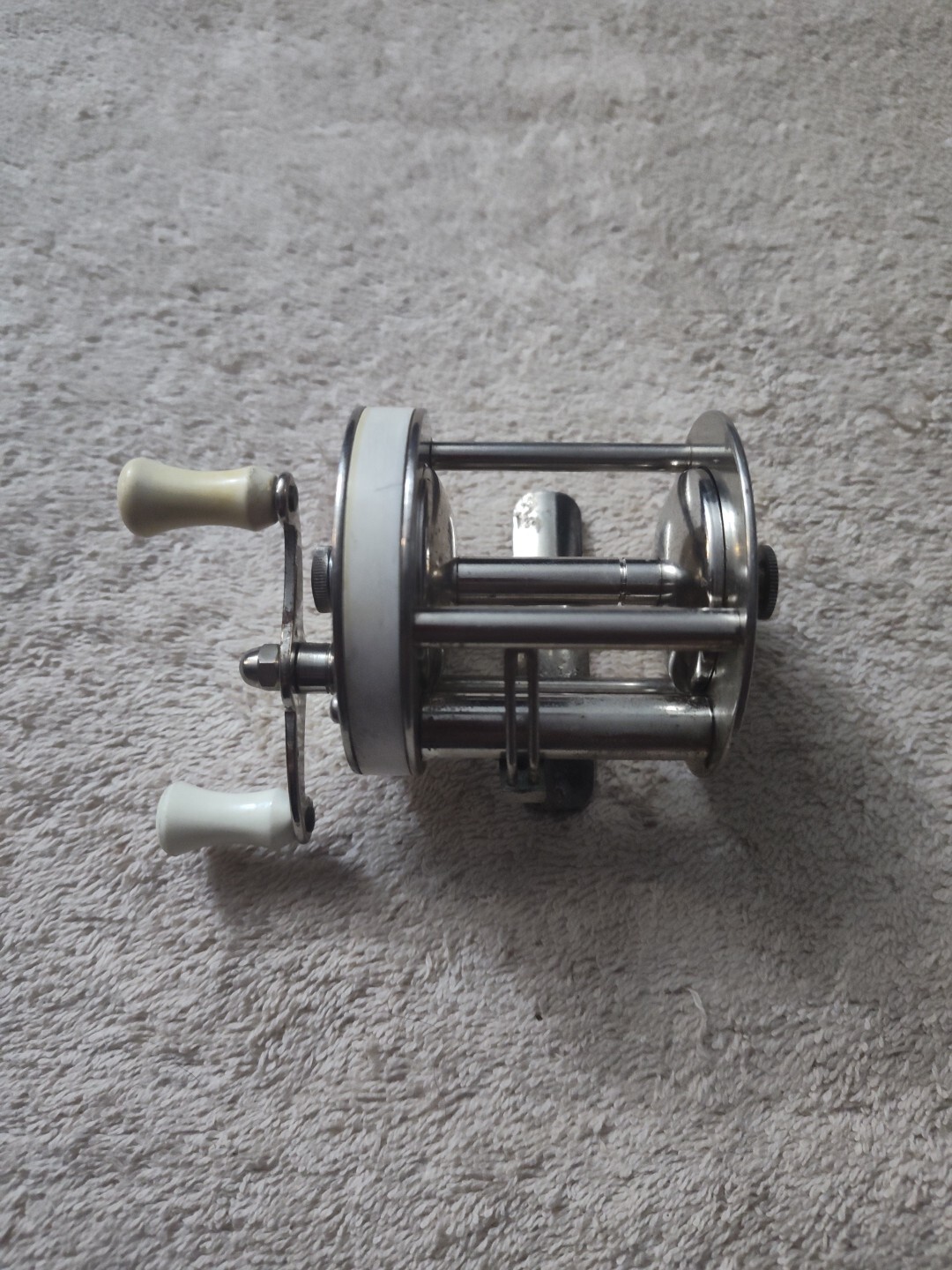 RARE VINTAGE ( GREAT LAKES) Levelwind TROLLING REEL/ Made in JAPAN/VERY 🫧 CLEAN