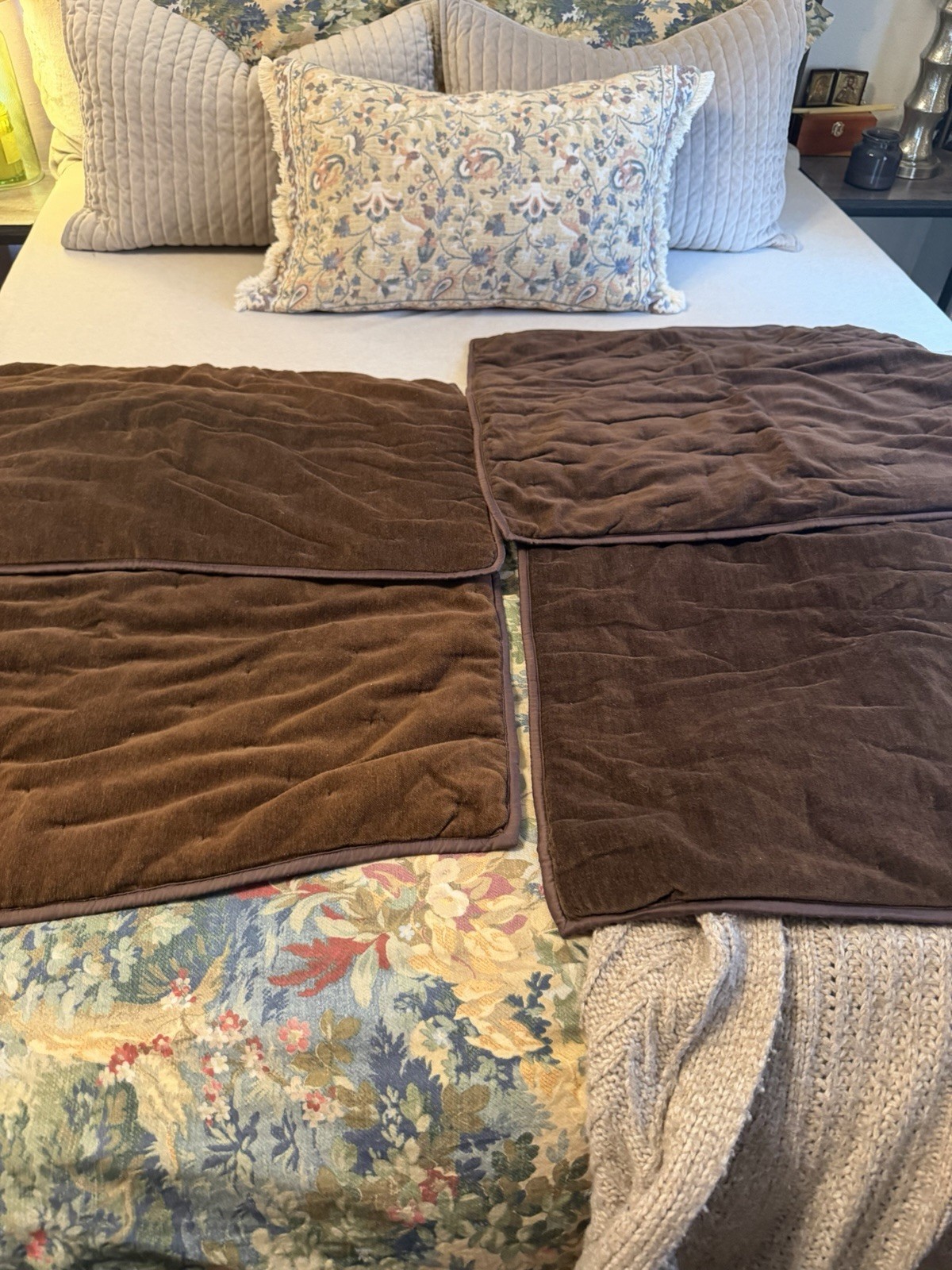 HOTEL COLLECTION Set of 4 gently Used As Display 2 Queen and 2 Euro Shams