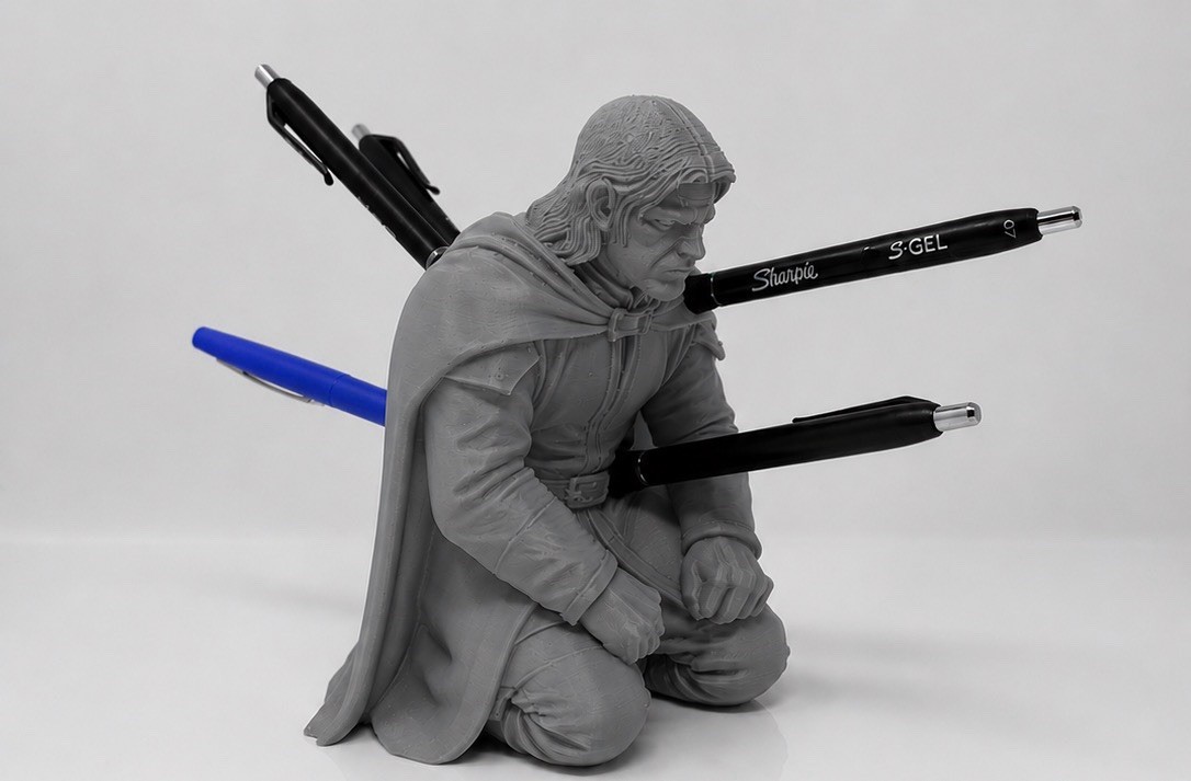 Boromir Pen Holder (various colors)