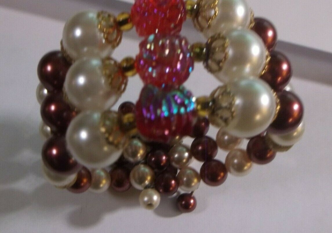 VINTAGE 3 STRING BEADED WIRED BRACELET