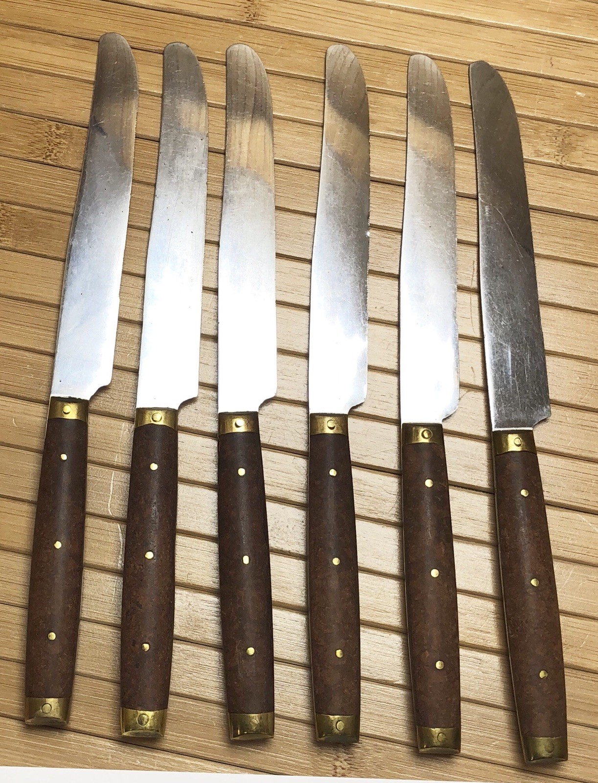 Royal Brand Cutlery Co Stainless Lot Of Dinner Knives Wood Brass Handled France