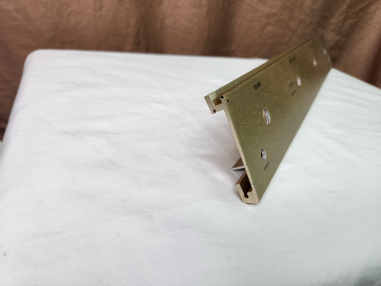 McIntosh MR 67 bottom face plate