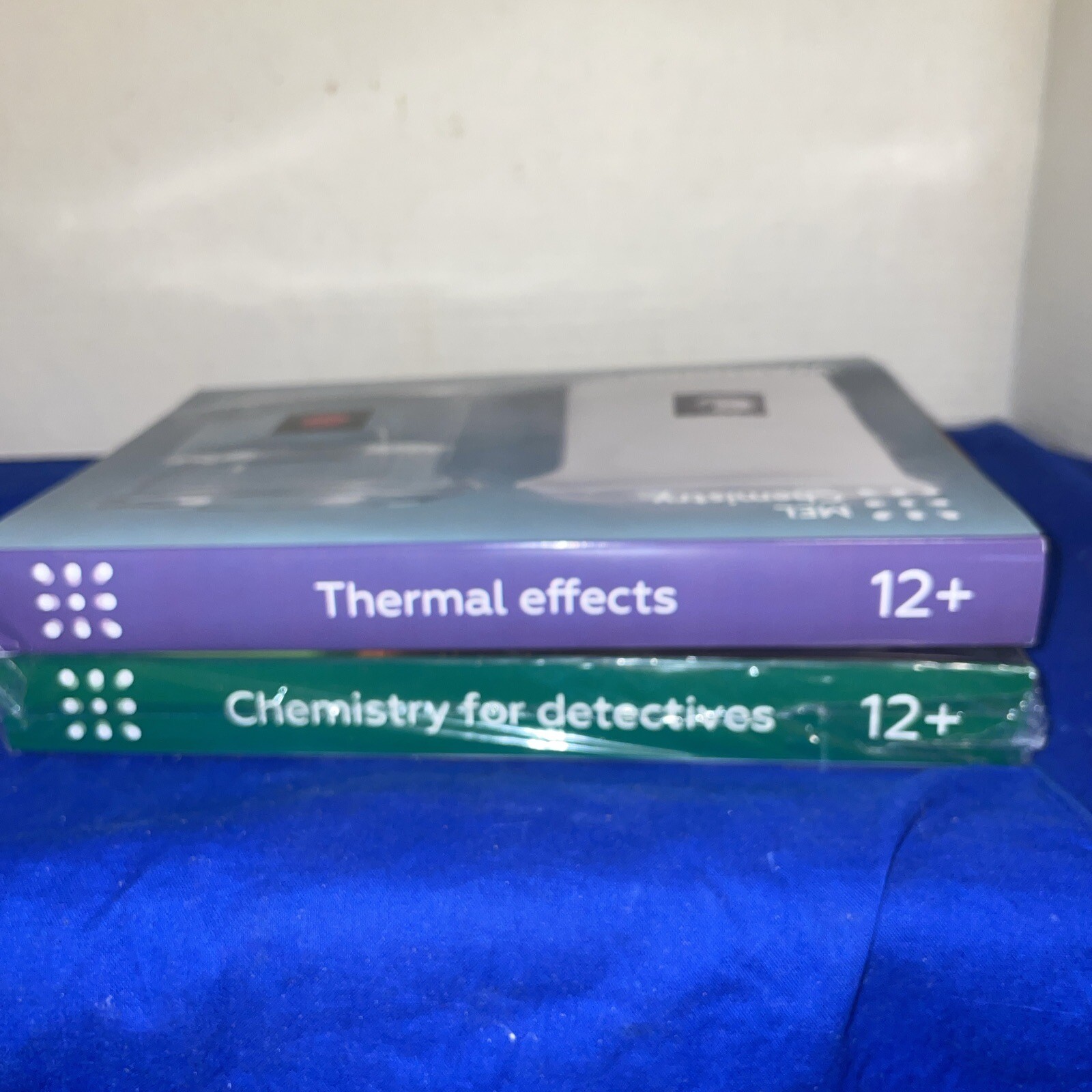 Mel Chemistry Science Kit Set Of 2 Chemistry Of Winter &Thermal Effects