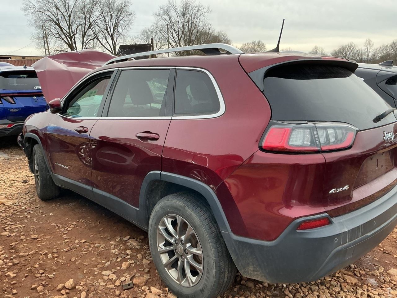 CHEROKEE 2019 Glove Box 4942148