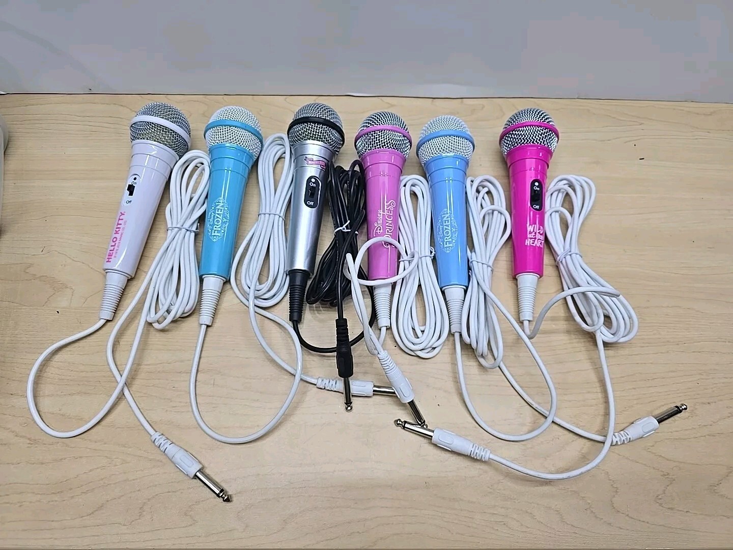 6 Disney Princess Pink Frozen Monster High Hello Kitty Karaoke Microphone 1/4  A