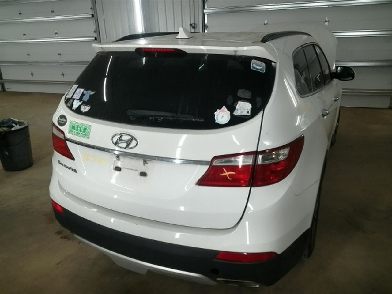 Driver Left Front Spindle/Knuckle LWB Fits 15-19 SANTA FE 104900938