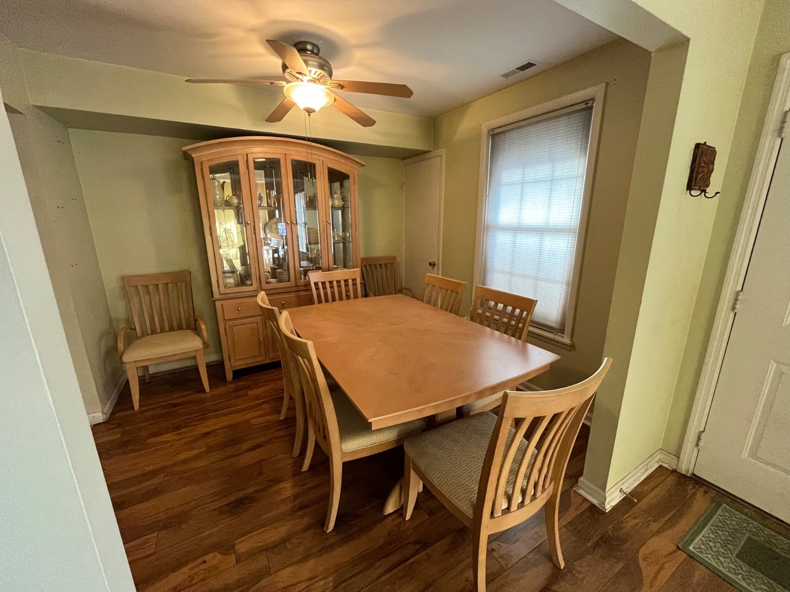 dining table set