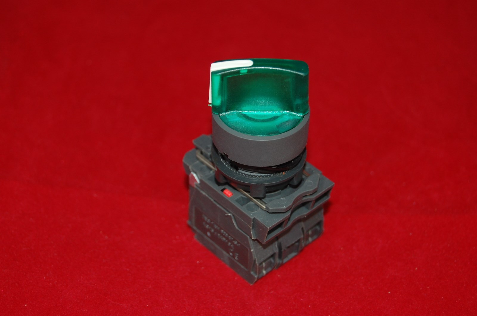22mm ILLUMINATED Selector switch 3 Position Fits Green XB5AK153M5 220V Momentary