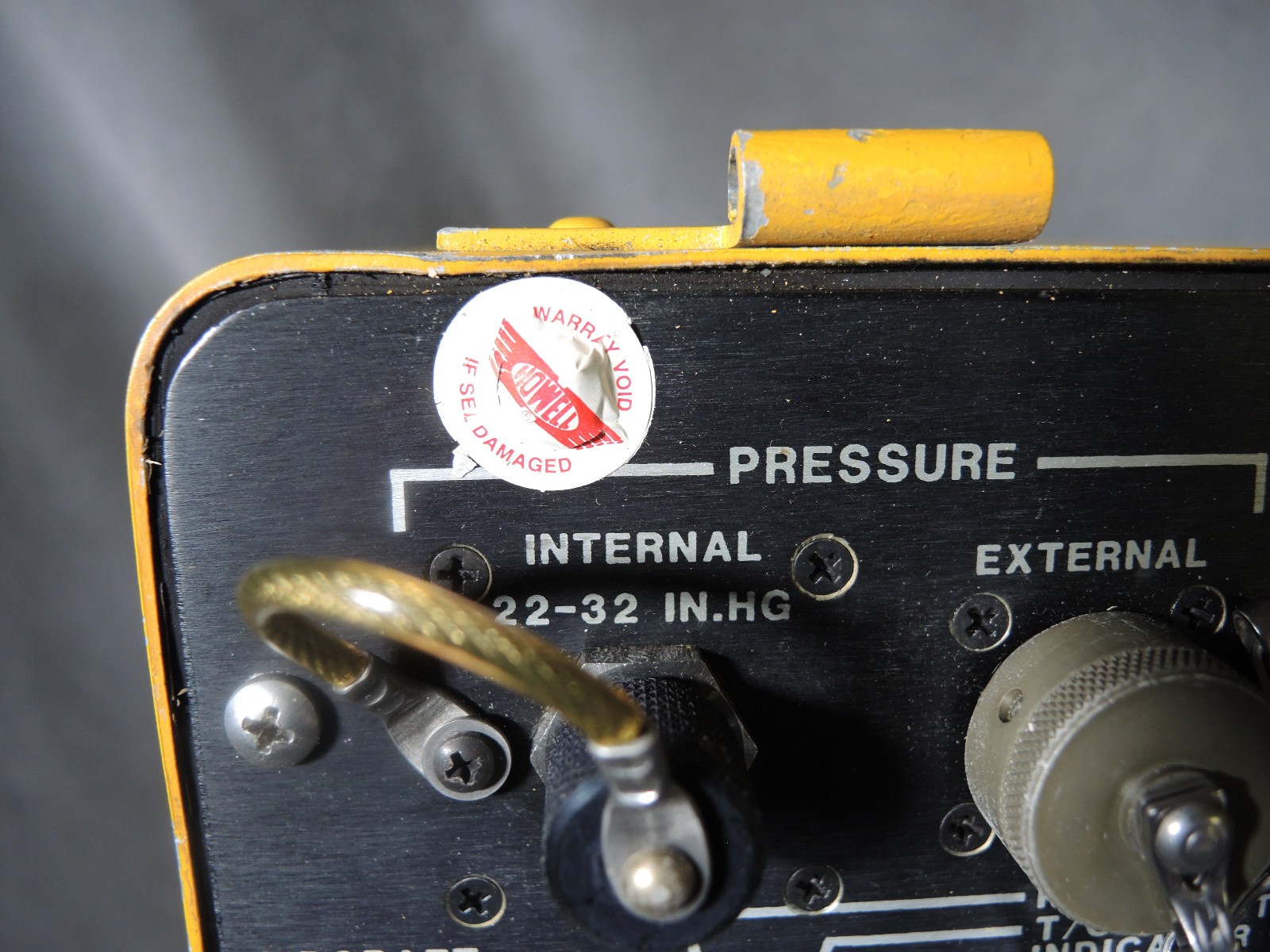 Avionics Howell H337NP-901 Engine Test Set Analyzer G-159 Lear-25 DH-6 Equipment