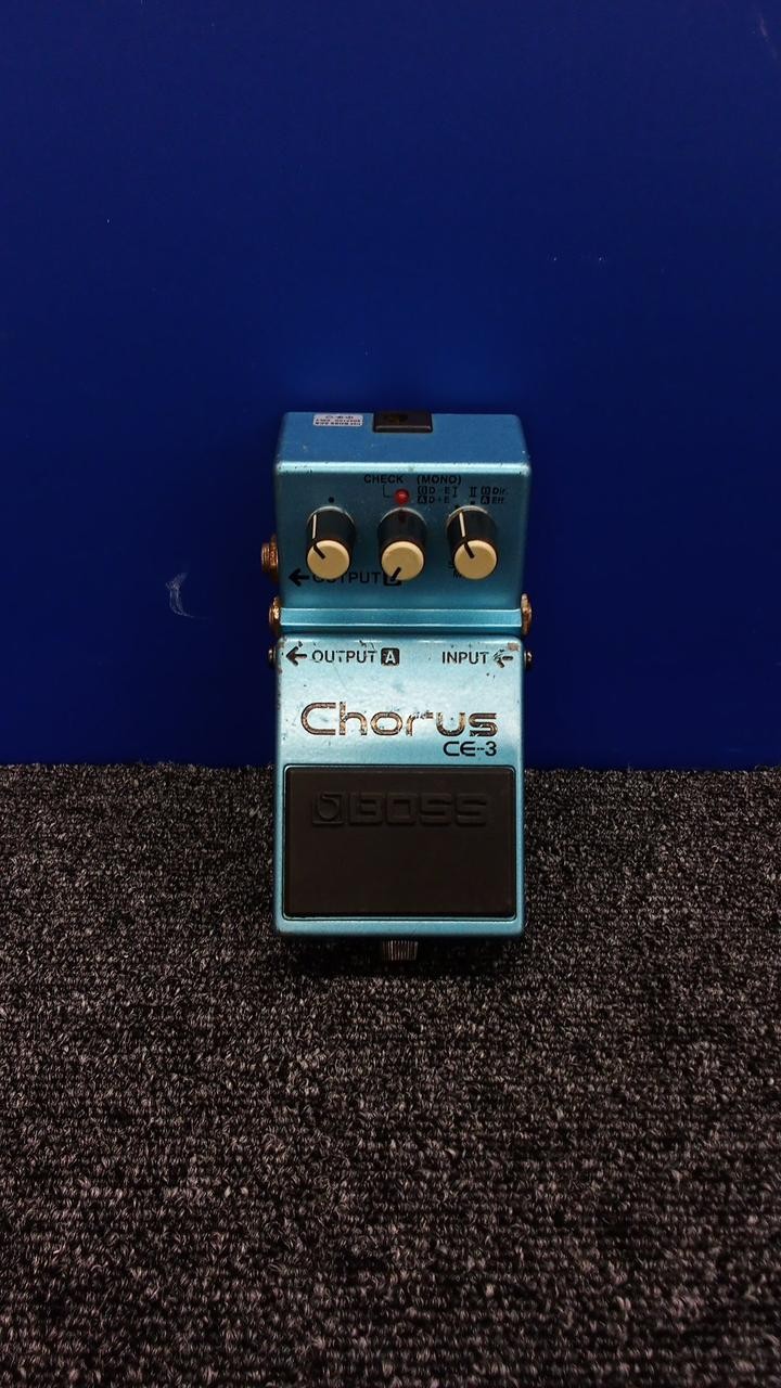 BOSS CE-3 Chorus Effects Pedal