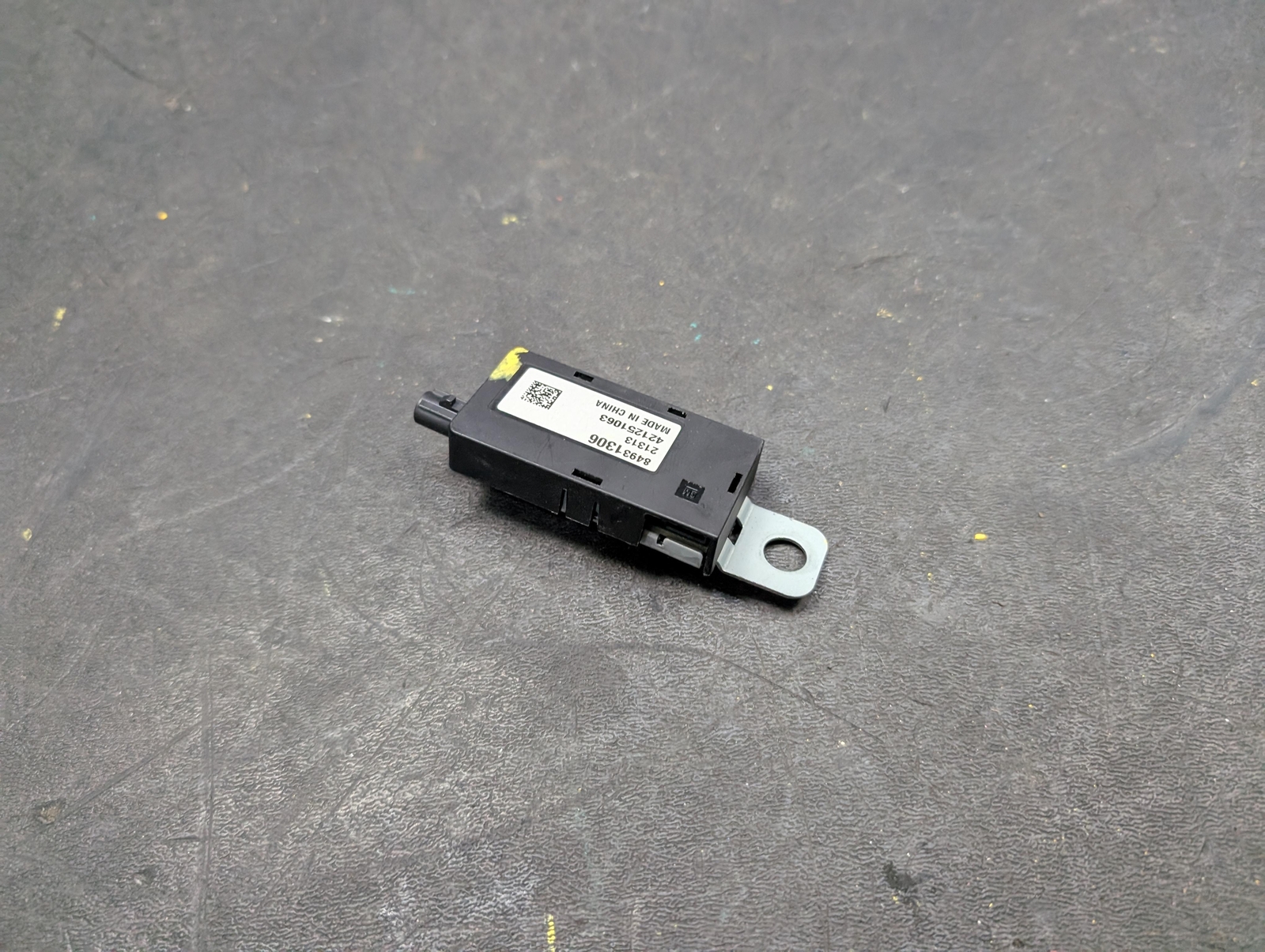 Radio Antenna Amplifier 2022 Buick Envision 84931306 2021 2023 2024 2025
