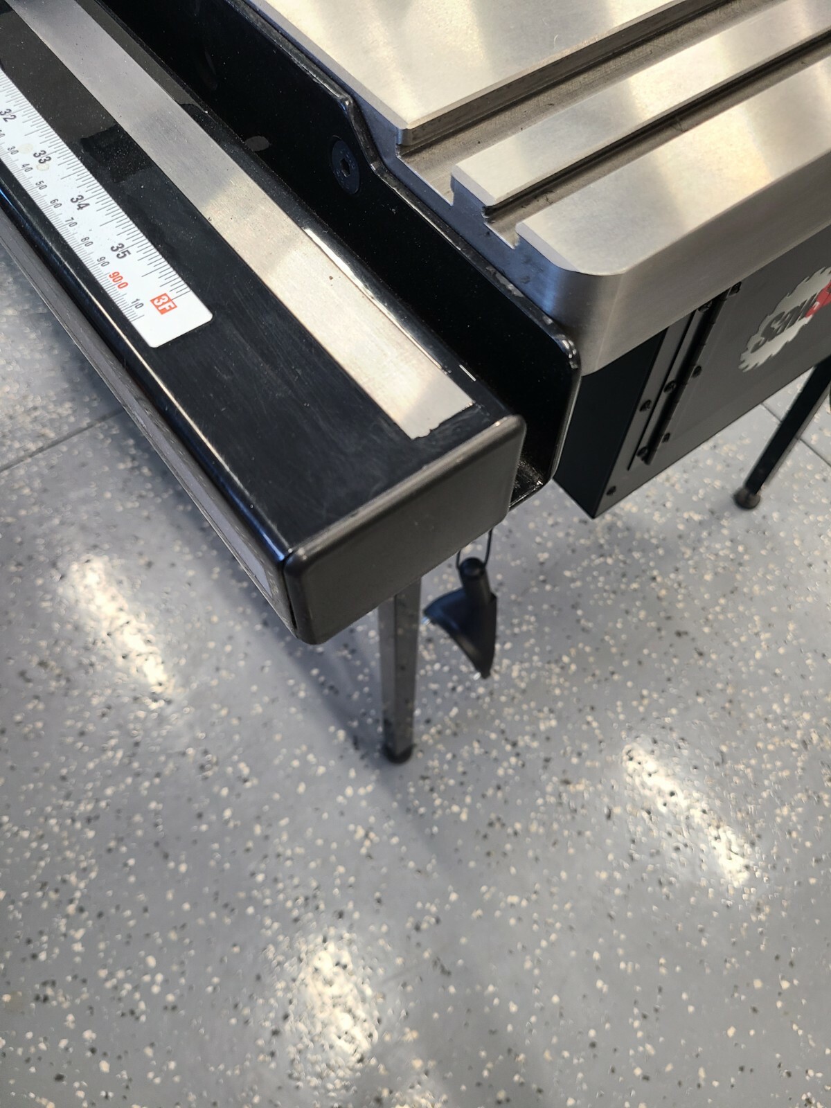 36 inch Sawstop Tablesaw Fence Rail Drawer. Fits Biesemeyer style fence rail