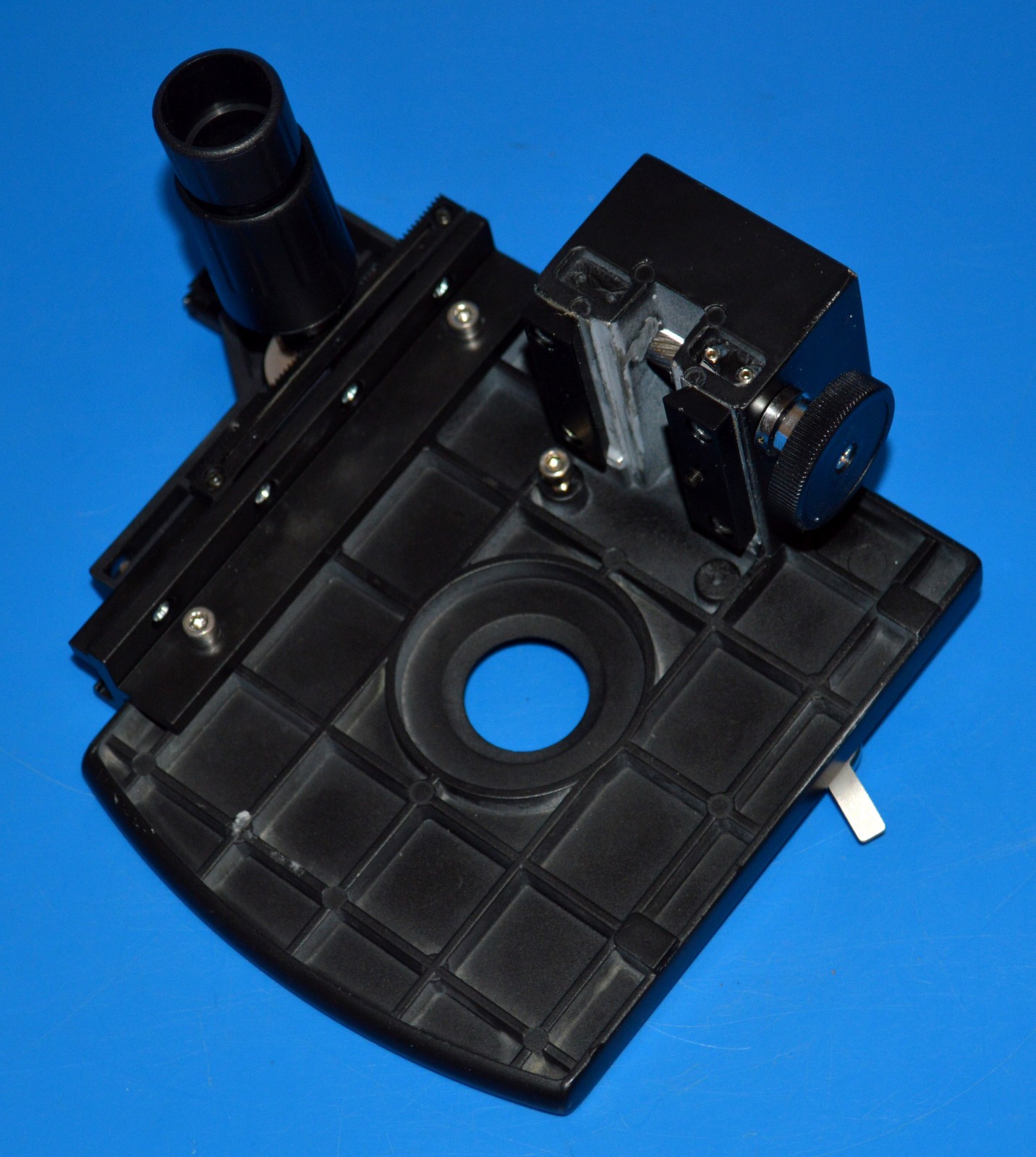 New Labomed CXL Microscope Mechanical Stage X/Y Travel Rectangular