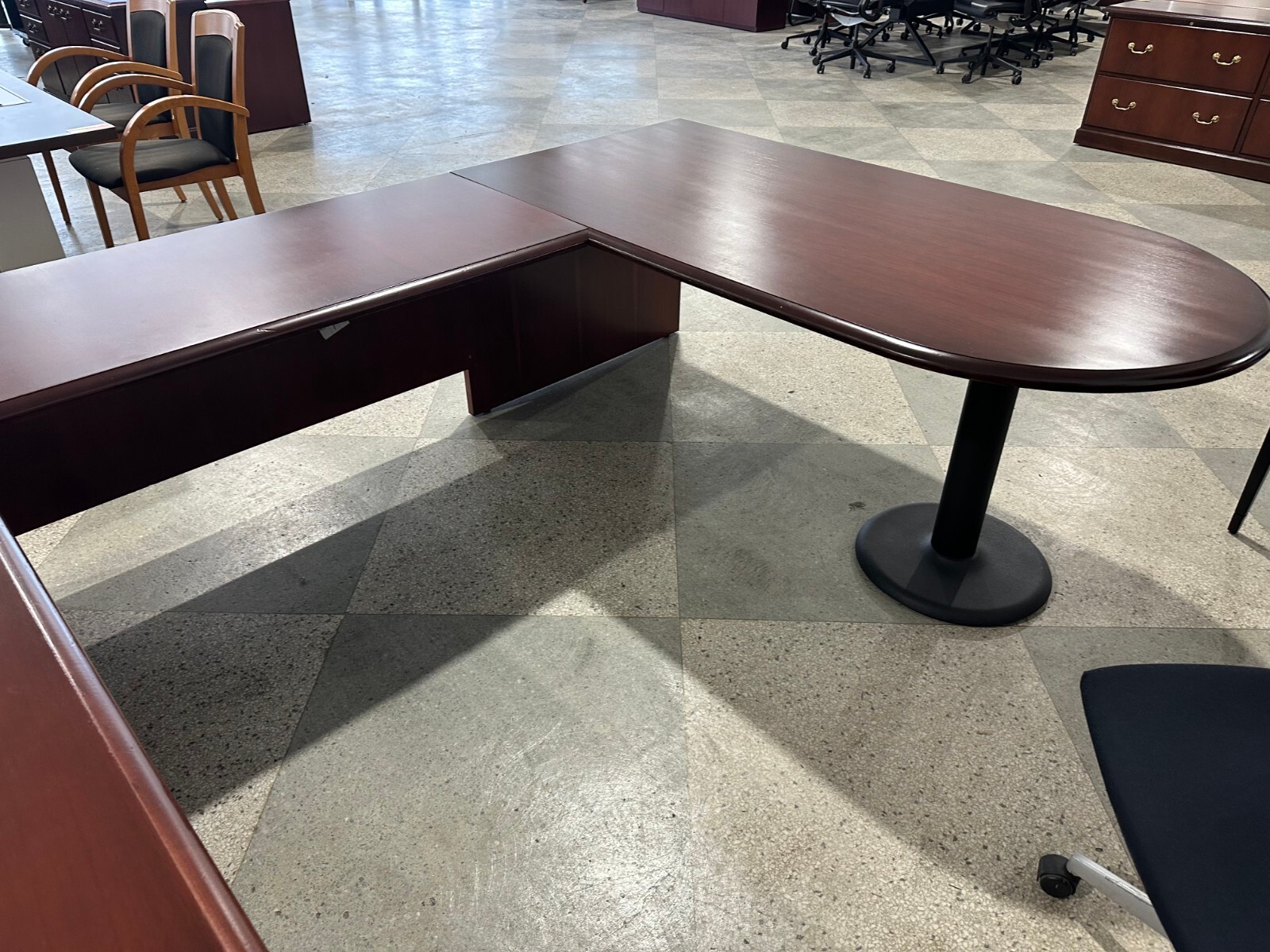 6'Wx8 1/2'D executive Bullet U shape desk by Steelcase in Cherry finish wood