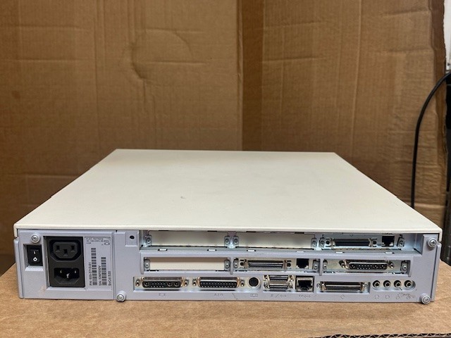 SUN Microsystems SPARCstation 20 Model 544 PN 600-3710-01 READ DESCRIPTION