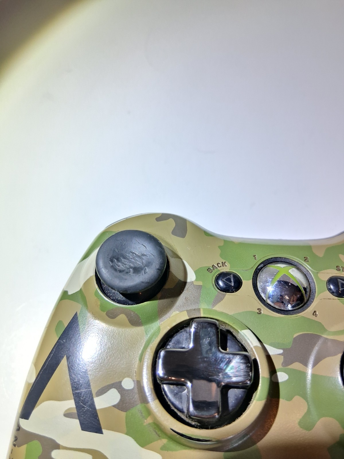 Microsoft Xbox 360 E 250GB With Camo Controller Tested