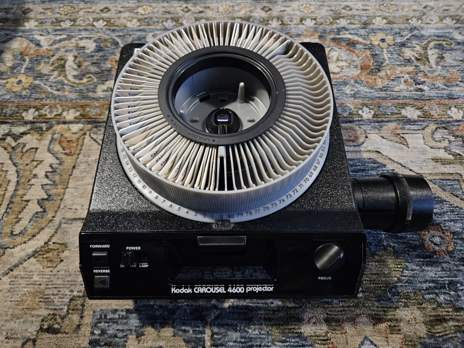 Kodak Carousel 4600 Projector - W/ Slide Tray, Remotes, Leather Case, Extra Bulb