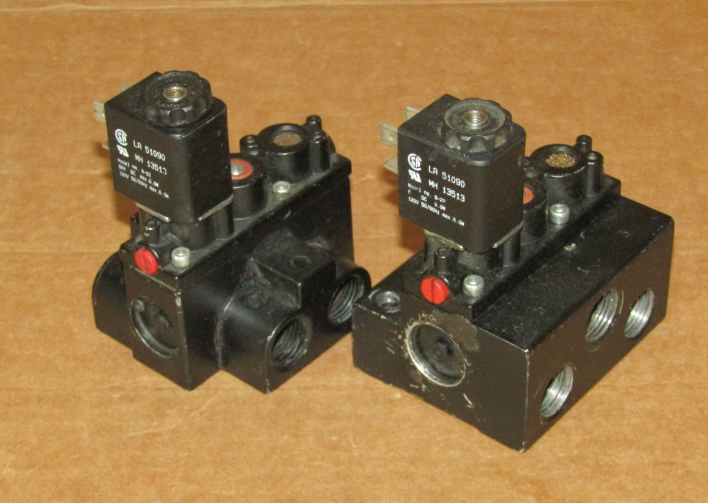 lot 2 ARO LR 51090 solenoid coil 120V AC 50/60Hz w/ Valve Assembly Manifold