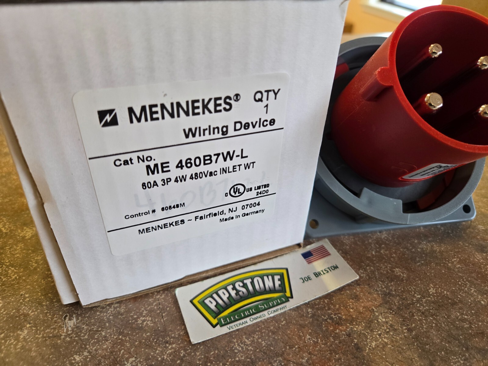 ME  460B7W-L   Mennekes 60Amp 3-Pole 4-Wire 480Vac Inlet Watertight