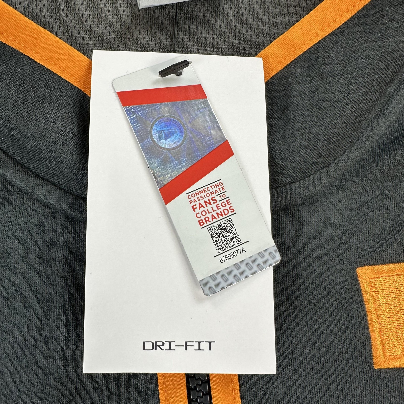 Tennessee Volunteers Pullover Mens XL Gray Nike 1/2 Zip Dri-Fit Courtside Shirt