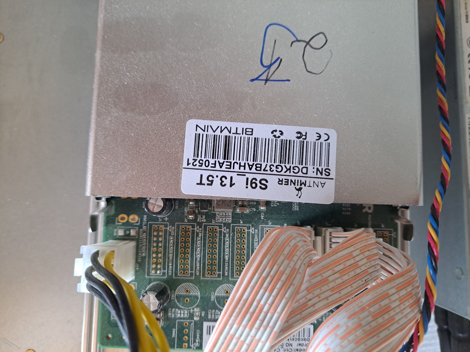 asic miner s9 and s9i