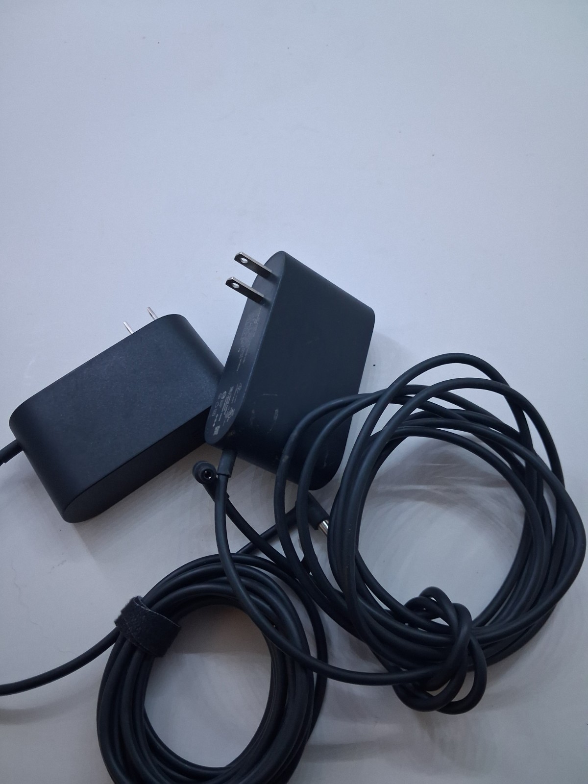 HTC Vive (First Gen)-All Parts Included Missing link box. Read Description
