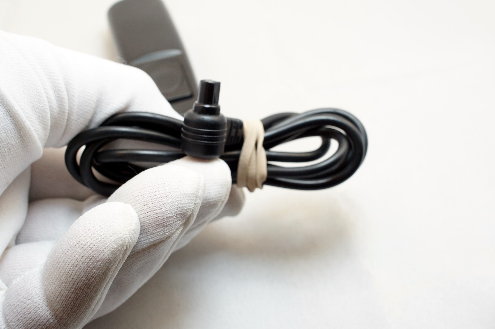 Shutter release wired 3 pin