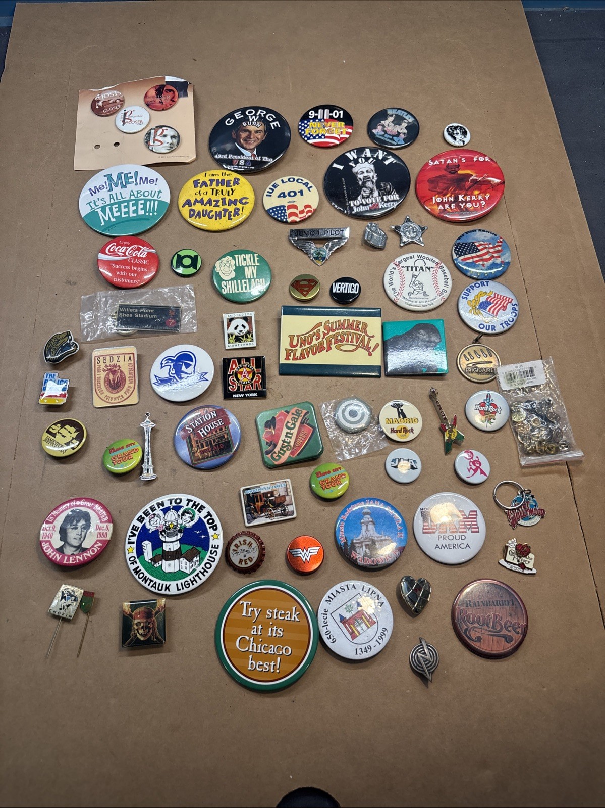 Large Collection of Vntg/Newer Political, Souvenirs, Beatles, Sports Buttons Pin
