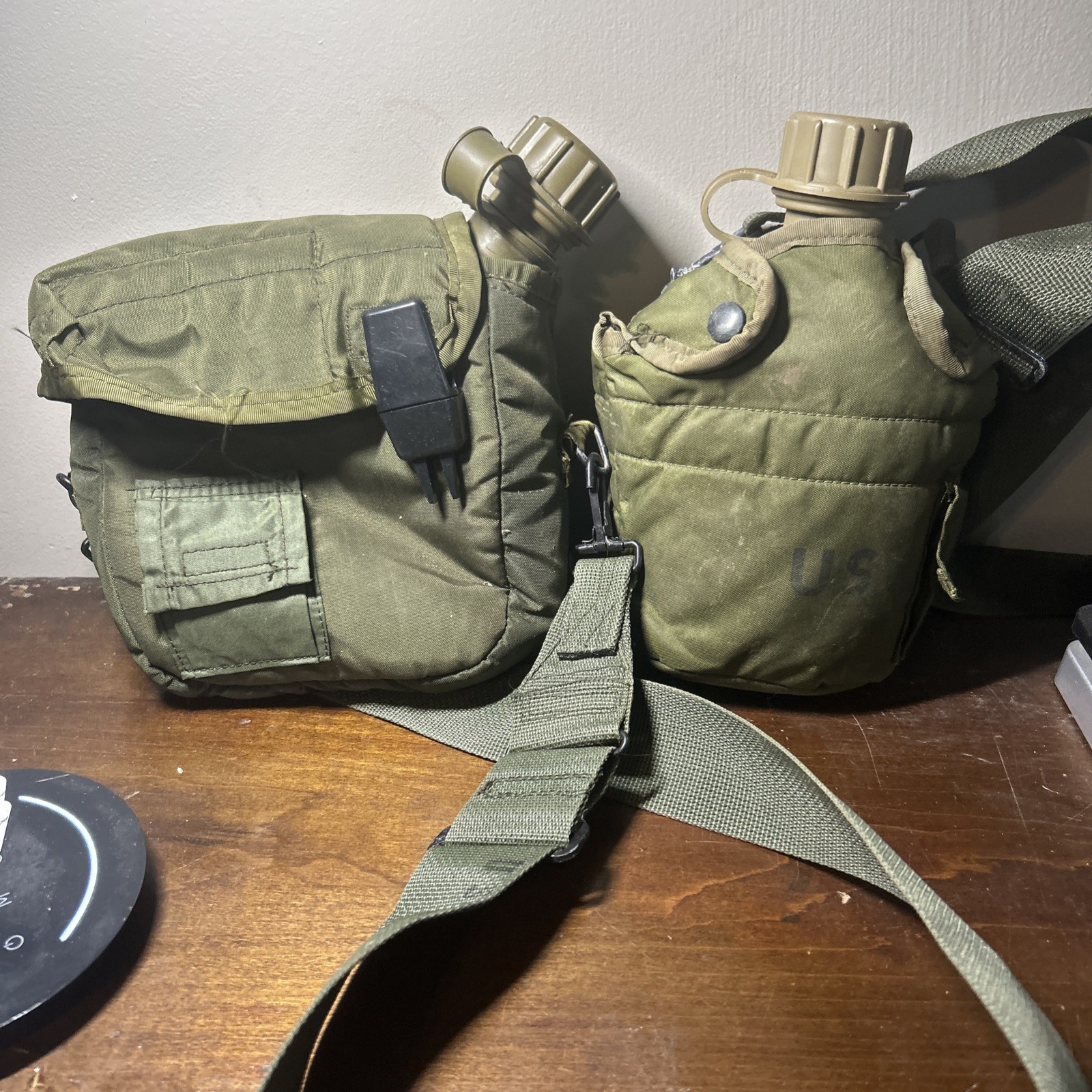 2 US Military Canteens Vietnam Era Post Vietnam Era 1972/1975