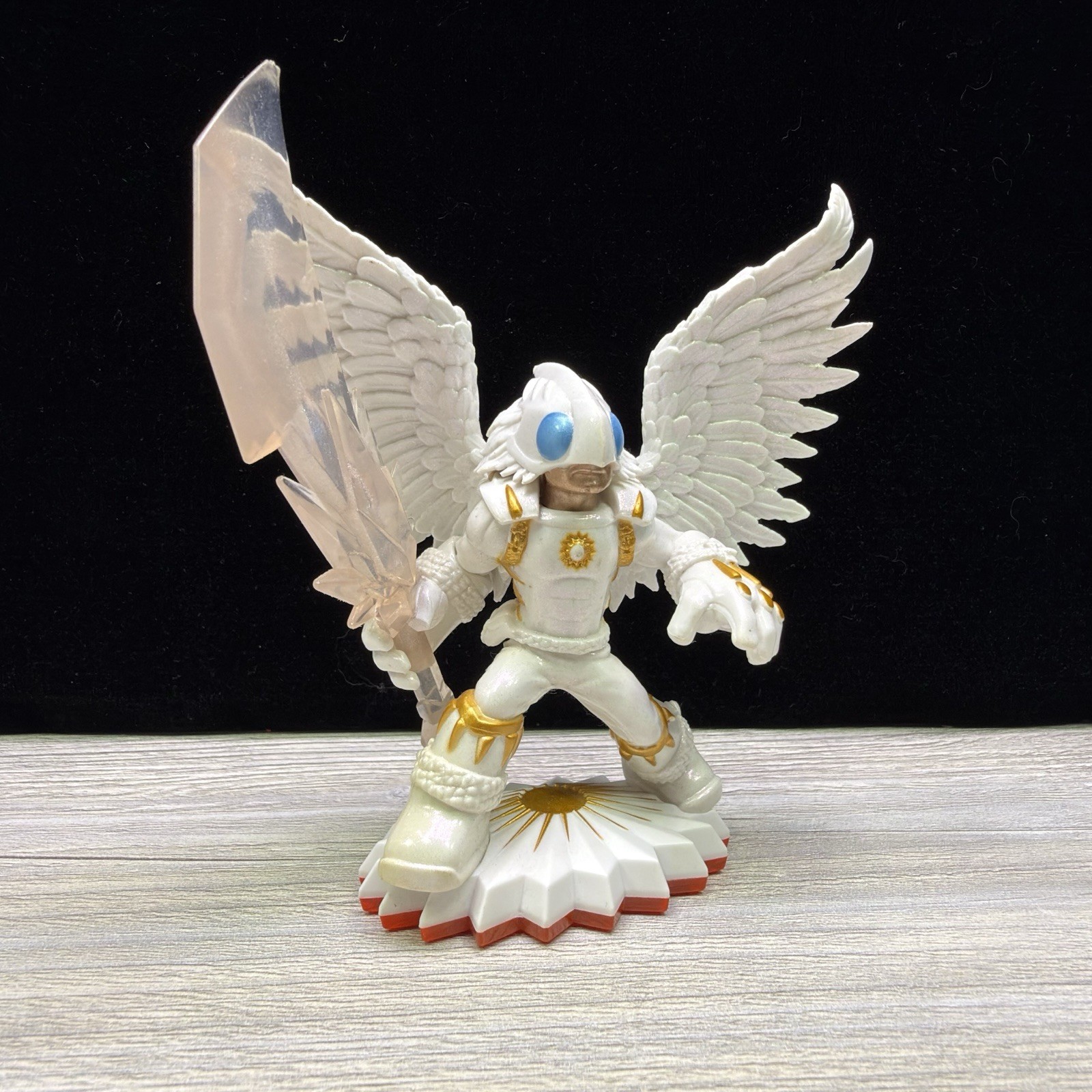 Knight Light Skylanders Trap Team Master SuperChargers