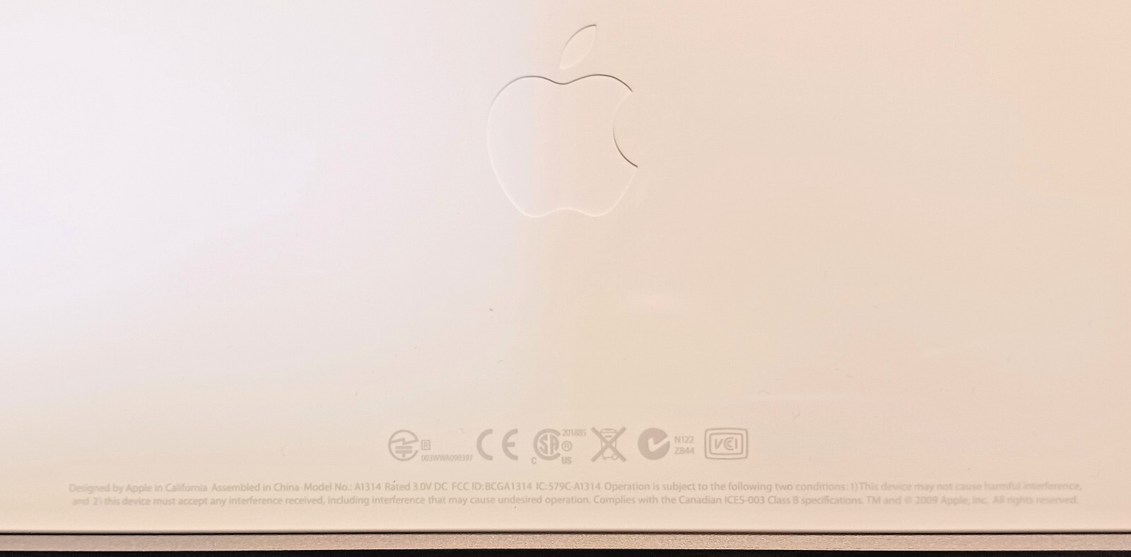 APPLE A1314 Pre-Owned Wireless Keyboard - MC184LL/B- 2009