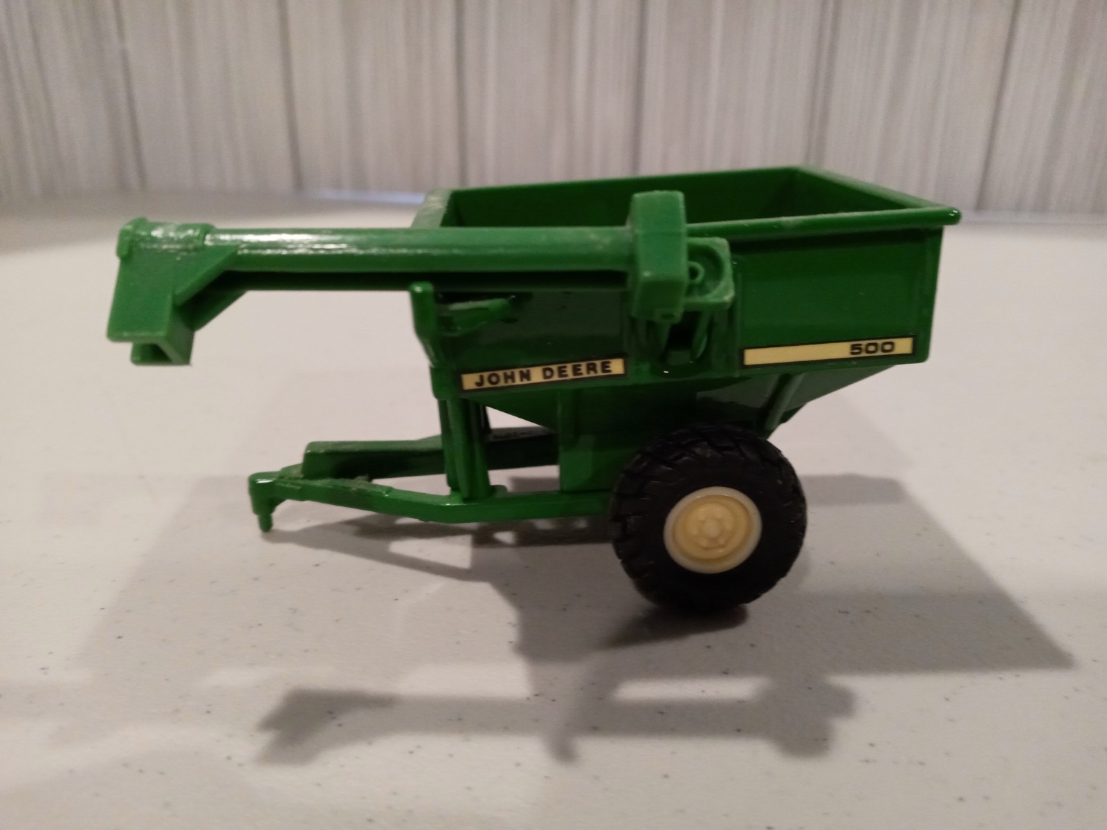 Vintage Ertl #500 John Deere Grain Wagon 1/64 Scale