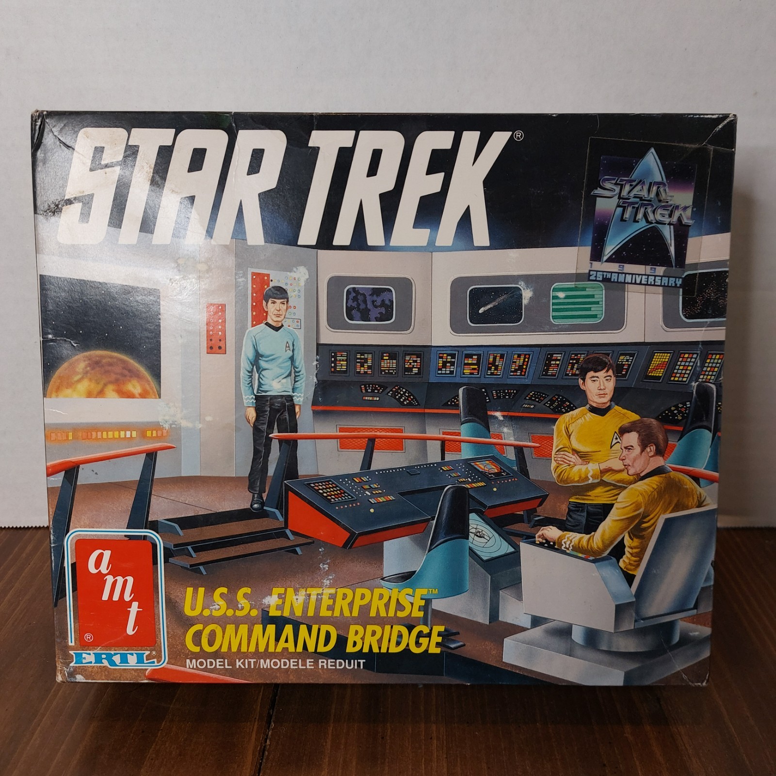 AMT Star Trek USS Enterprise Command Bridge Model Kit COMPLETE Open Box