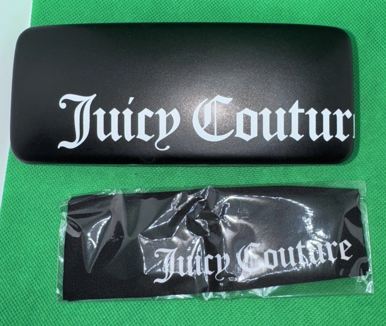 NEW AUTHENTIC JUICY COUTURE EYEGLASS CASE BLACK w/ CLOTH