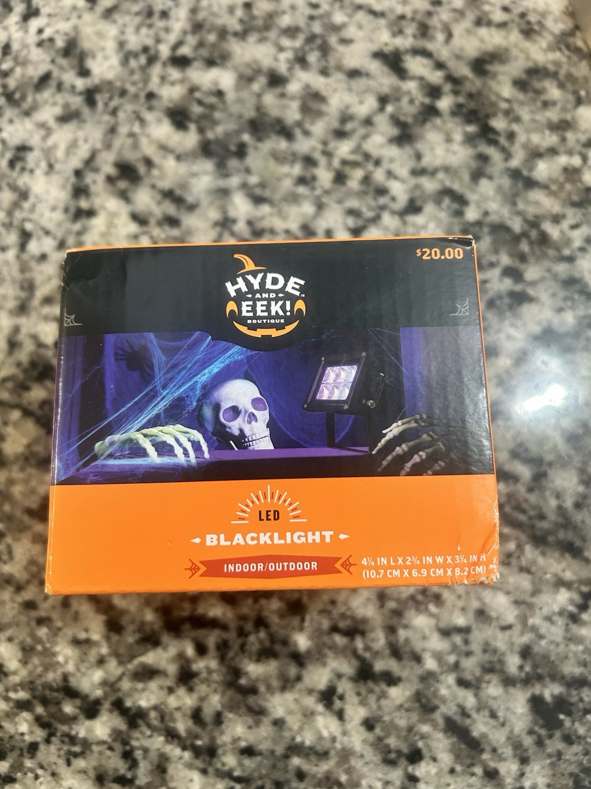 hyde and eek boutique led blacklight indoor/outdoor New Open Box