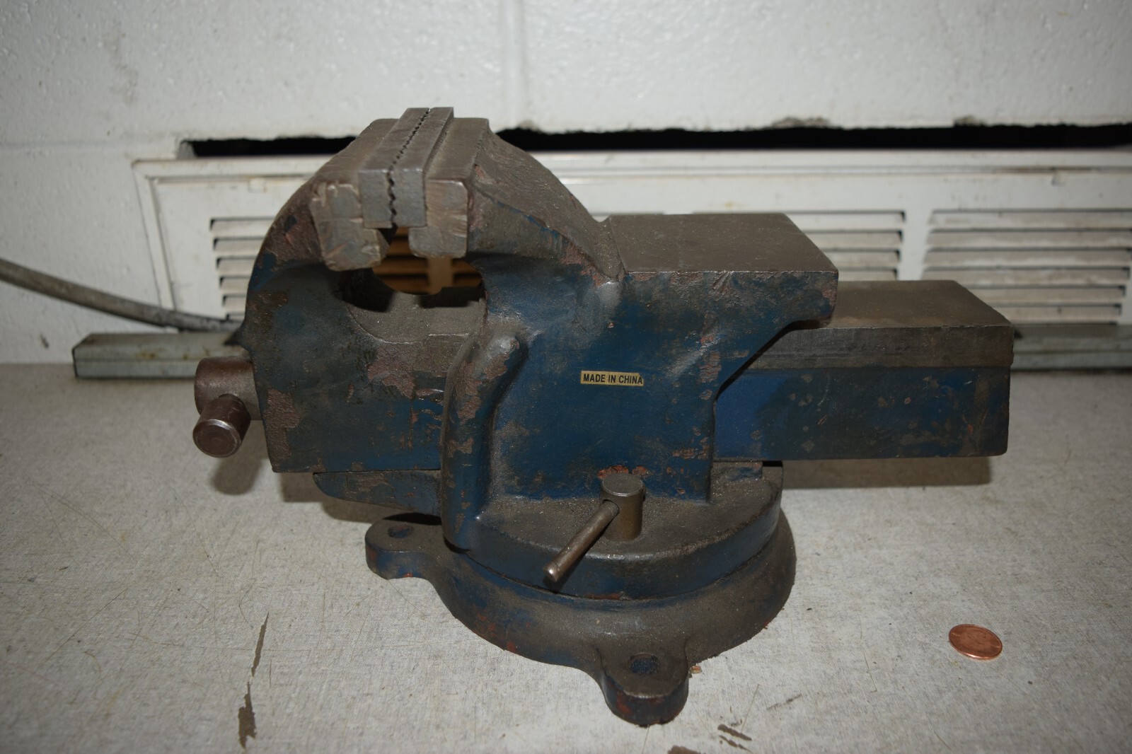 Bench Vise 5" Jaws