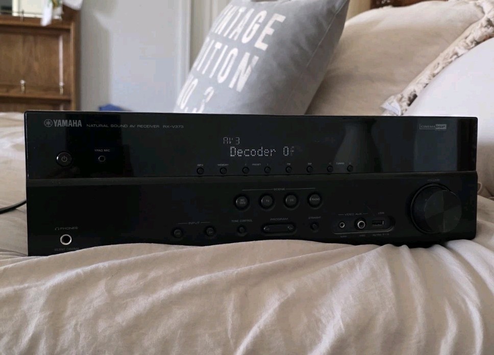 Yamaha Natural Sound AV Receiver RX-V373